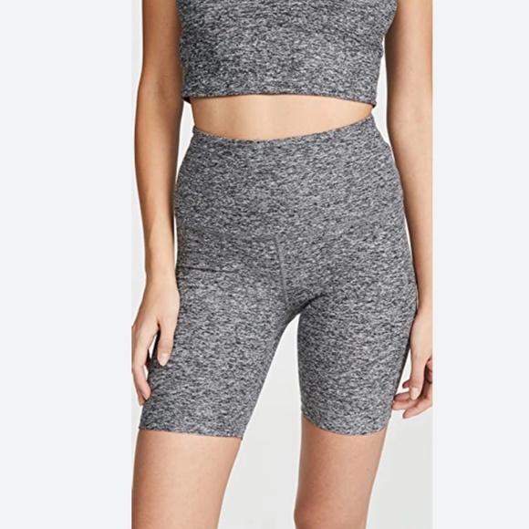 Beyond Yoga Spacedye Keep Pace High Waisted 7" Short Heathered Grey Size S NWT - Picture 1 of 7